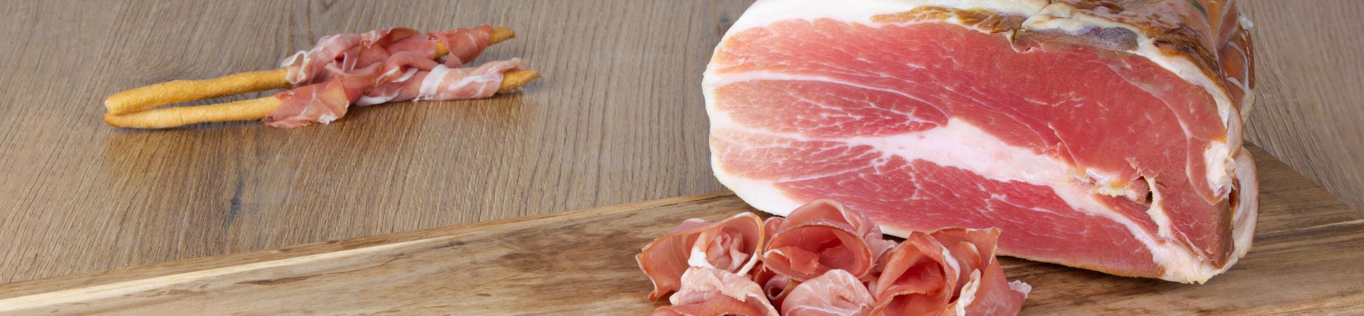 Salumificio di FRANCIACORTA - PROSCIUTTO DI PARMA DISOSSATO RISERVA S.V.